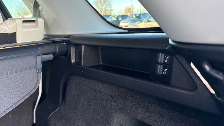 Land Rover Discovery Sport 2.0 D180 SE 5dr Auto Diesel Station Wagon